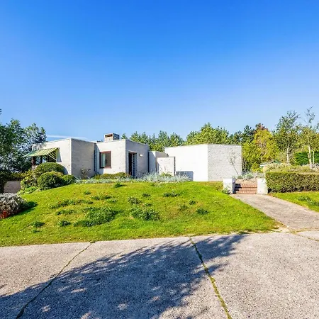 La Maison Fleurie Zonnige Vakantiewoning Met Grote Tuin Op 2 Km Van Zee Koksijde Exterior photo