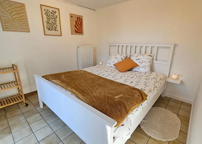 La Maison Fleurie Zonnige Vakantiewoning Met Grote Tuin Op 2 Km Van Zee
