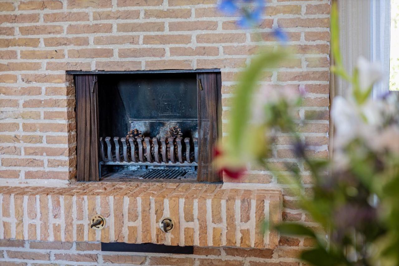 La Maison Fleurie Zonnige Vakantiewoning Met Grote Tuin Op 2 Km Zee Holiday home