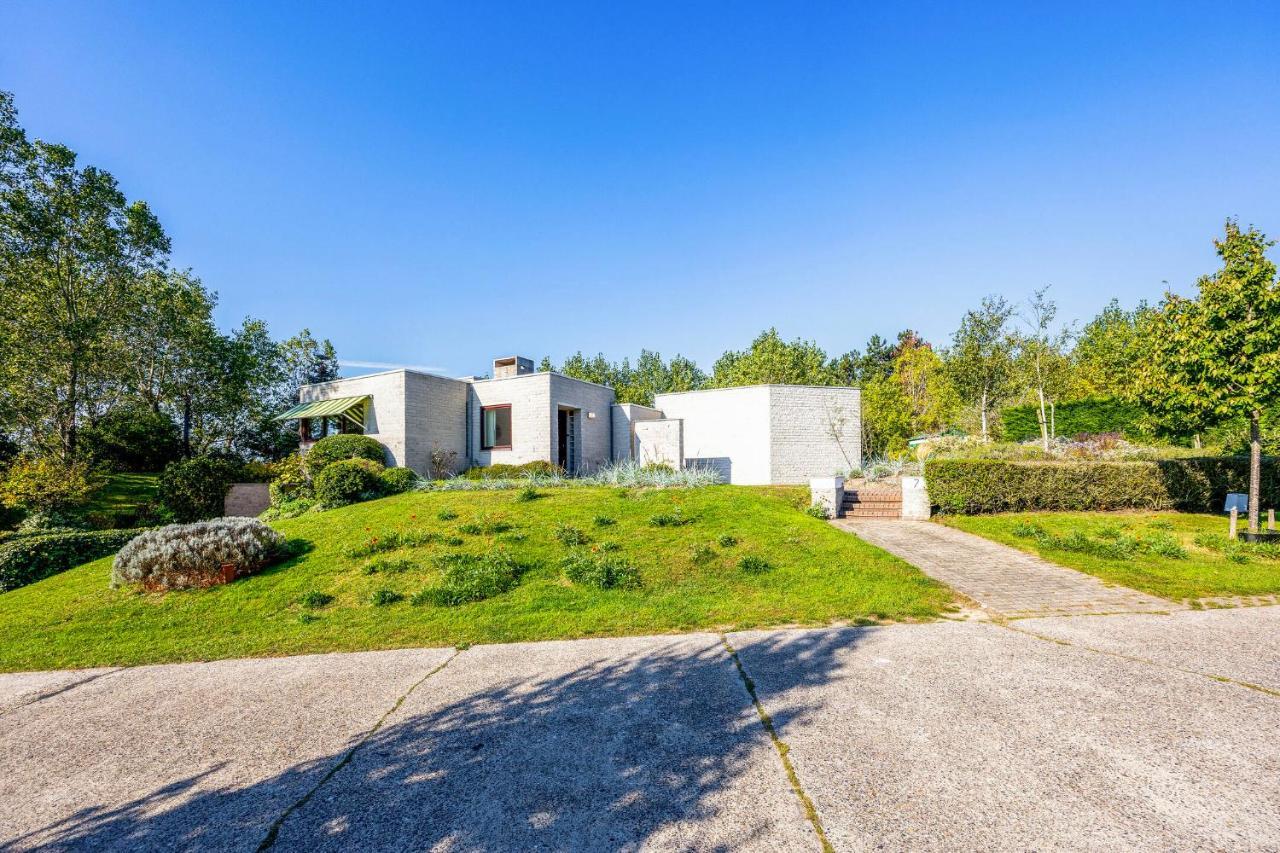 Holiday home La Maison Fleurie Zonnige Vakantiewoning Met Grote Tuin Op 2 Km Zee