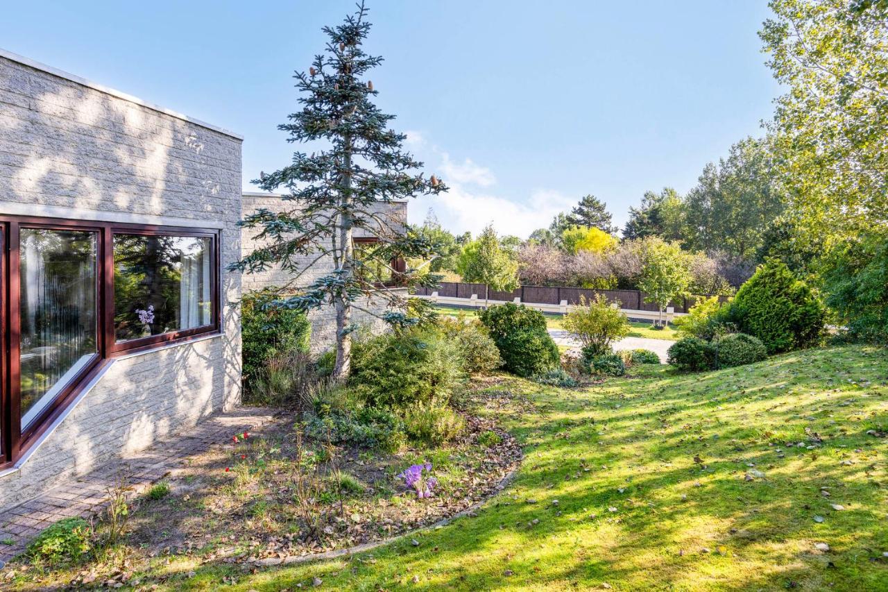 La Maison Fleurie Zonnige Vakantiewoning Met Grote Tuin Op 2 Km Zee Casa vacanze *