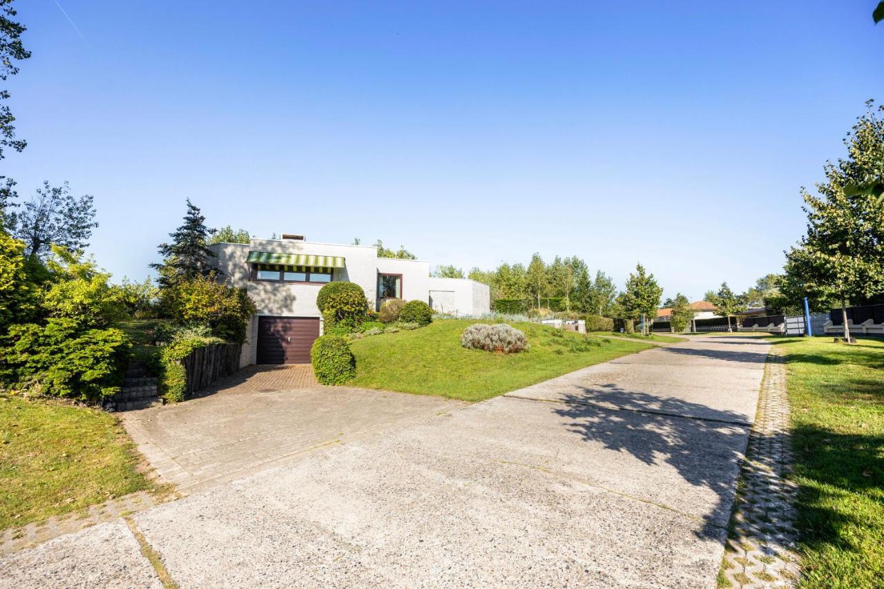 La Maison Fleurie Zonnige Vakantiewoning Met Grote Tuin Op 2 Km Zee Holiday home