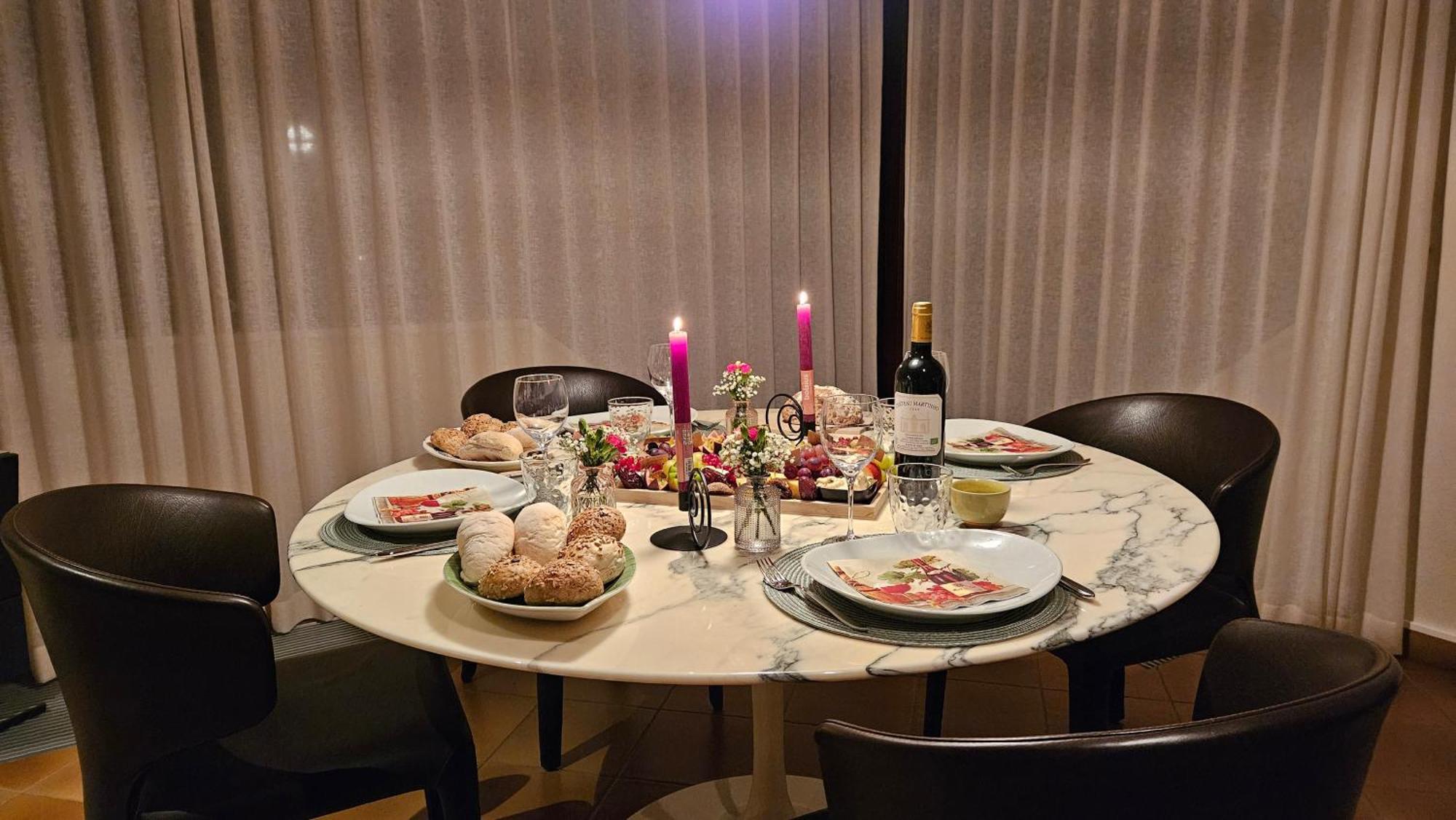 La Maison Fleurie Zonnige Vakantiewoning Met Grote Tuin Op 2 Km Zee